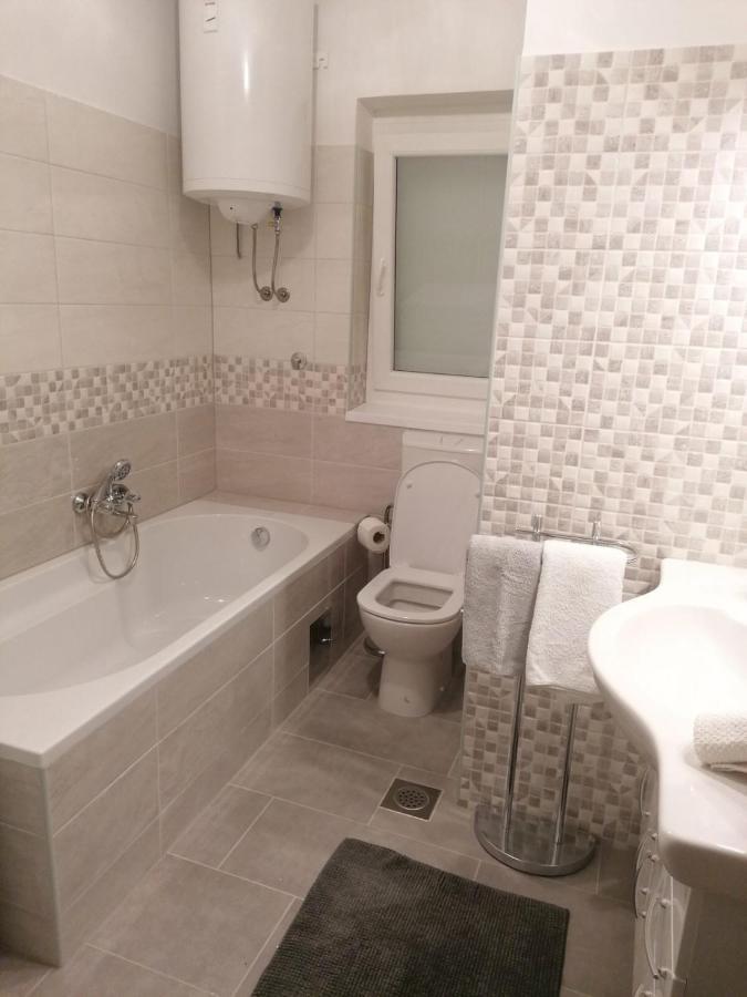 Apartments Cubranic บัชกา ภายนอก รูปภาพ
